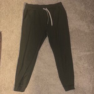 Vuori Performance Jogger